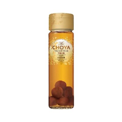 Choya Golden Ume Fruit 650 ml